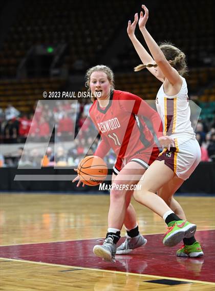 Thumbnail 2 in Glenwood Springs vs. Windsor (CHSAA 5A Final Four) photogallery.