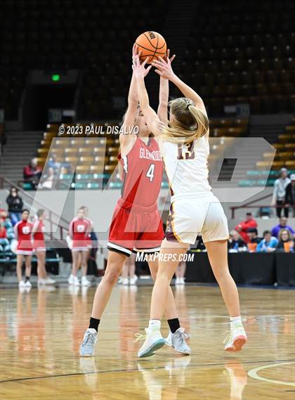 Thumbnail 2 in Glenwood Springs vs. Windsor (CHSAA 5A Final Four) photogallery.