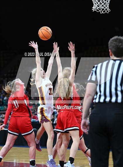 Thumbnail 1 in Glenwood Springs vs. Windsor (CHSAA 5A Final Four) photogallery.