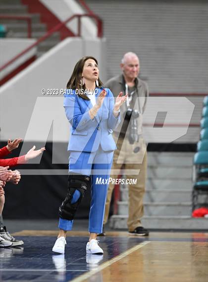Thumbnail 2 in Glenwood Springs vs. Windsor (CHSAA 5A Final Four) photogallery.