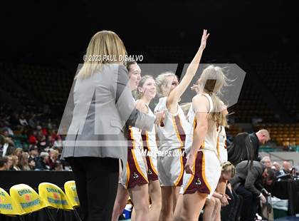Thumbnail 3 in Glenwood Springs vs. Windsor (CHSAA 5A Final Four) photogallery.