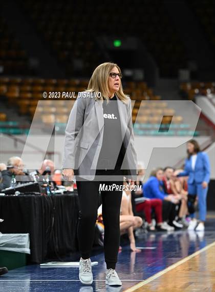 Thumbnail 1 in Glenwood Springs vs. Windsor (CHSAA 5A Final Four) photogallery.