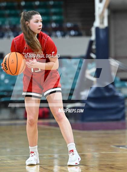 Thumbnail 3 in Glenwood Springs vs. Windsor (CHSAA 5A Final Four) photogallery.