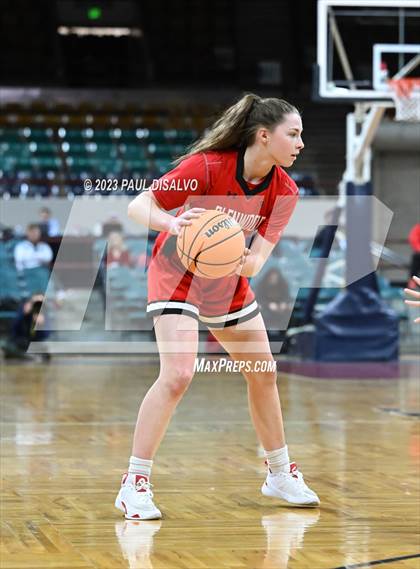 Thumbnail 3 in Glenwood Springs vs. Windsor (CHSAA 5A Final Four) photogallery.