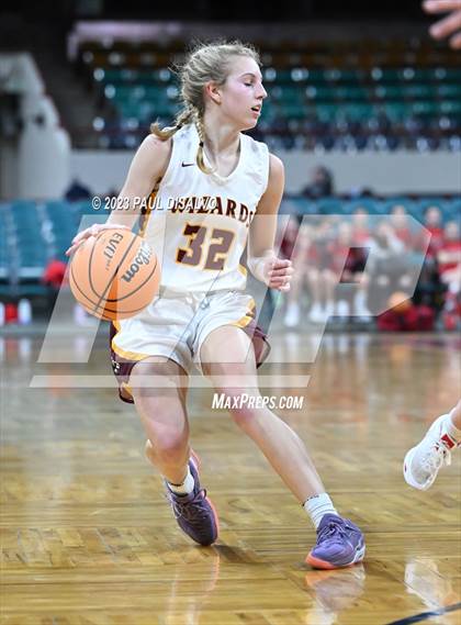 Thumbnail 2 in Glenwood Springs vs. Windsor (CHSAA 5A Final Four) photogallery.