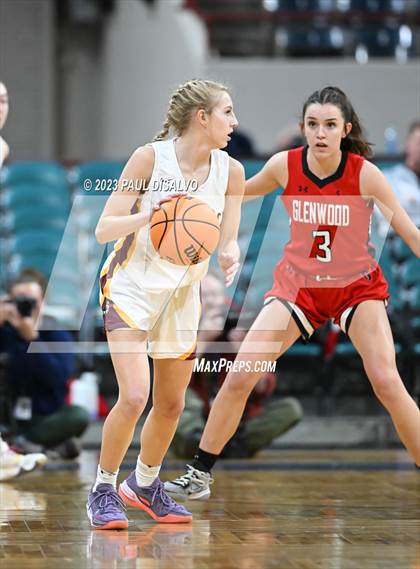 Thumbnail 3 in Glenwood Springs vs. Windsor (CHSAA 5A Final Four) photogallery.