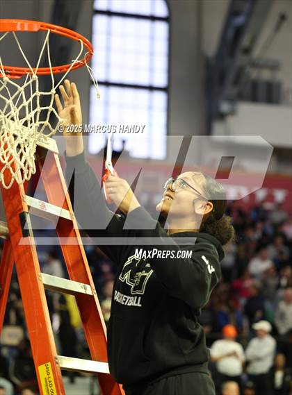 Thumbnail 3 in Archbishop Carroll vs. Neumann-Goretti (PCL Finals) photogallery.