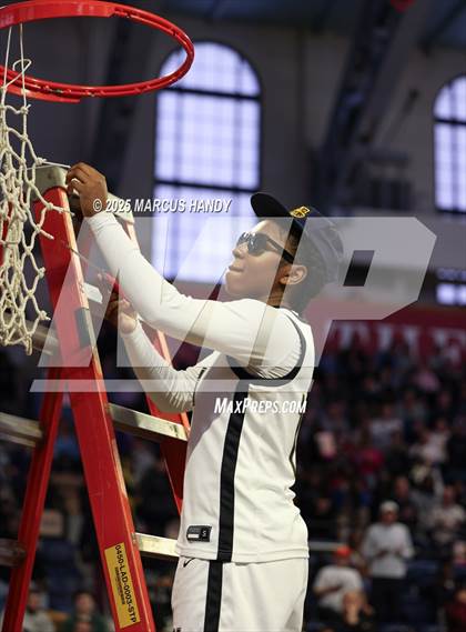 Thumbnail 3 in Archbishop Carroll vs. Neumann-Goretti (PCL Finals) photogallery.