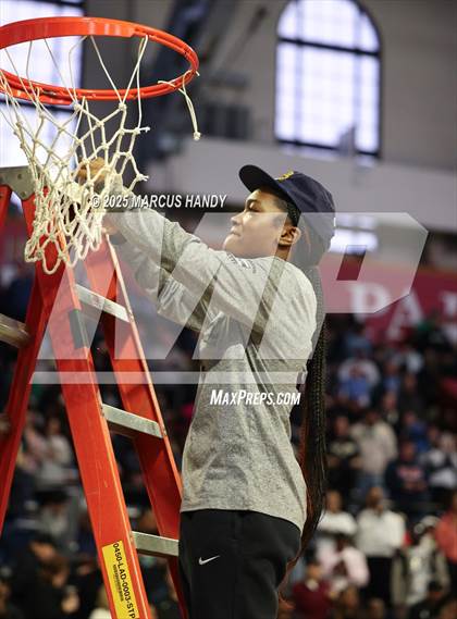 Thumbnail 1 in Archbishop Carroll vs. Neumann-Goretti (PCL Finals) photogallery.