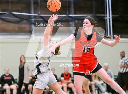 Thumbnail 2 in North Kingstown vs. Narragansett ( RIIL State Elite 8 ) photogallery.