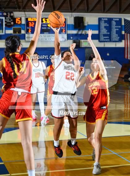 Thumbnail 3 in Arleta vs La Canada  (San Marino Tournament) photogallery.