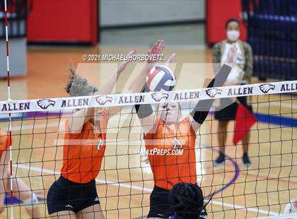 Thumbnail 3 in Rockwall @ Allen photogallery.