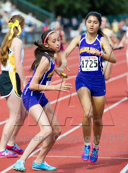 Thumbnail 1 in Stanford Invitational Distance Medley photogallery.