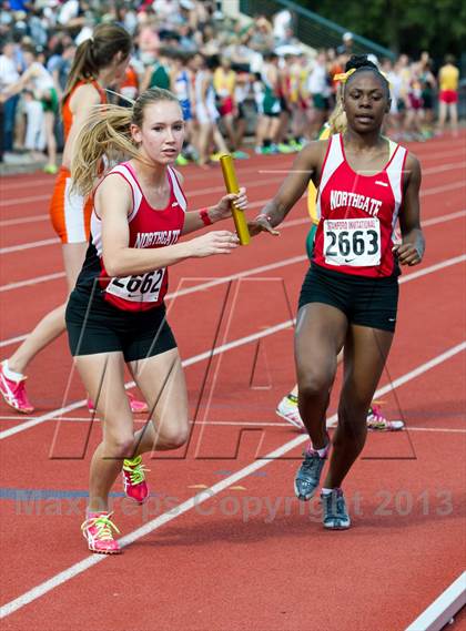 Thumbnail 3 in Stanford Invitational Distance Medley photogallery.