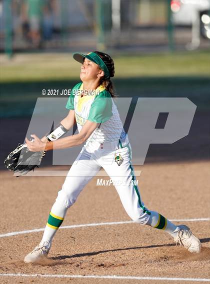 Thumbnail 1 in Highland @ Holtville (CIF Southern Regional D4 Final) photogallery.