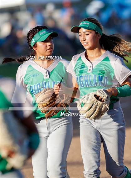 Thumbnail 3 in Highland @ Holtville (CIF Southern Regional D4 Final) photogallery.