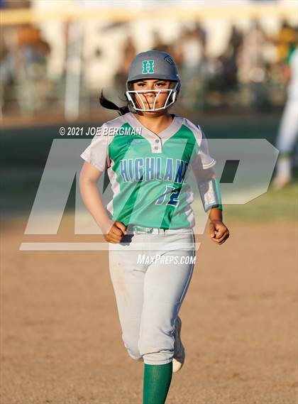 Thumbnail 2 in Highland @ Holtville (CIF Southern Regional D4 Final) photogallery.