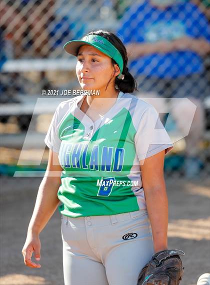 Thumbnail 1 in Highland @ Holtville (CIF Southern Regional D4 Final) photogallery.