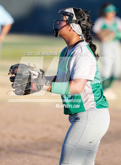 Thumbnail 1 in Highland @ Holtville (CIF Southern Regional D4 Final) photogallery.
