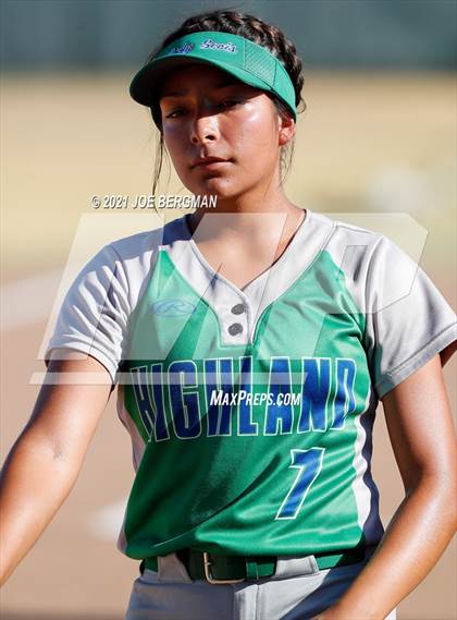 Thumbnail 2 in Highland @ Holtville (CIF Southern Regional D4 Final) photogallery.