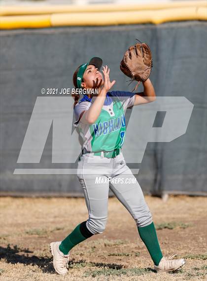 Thumbnail 2 in Highland @ Holtville (CIF Southern Regional D4 Final) photogallery.