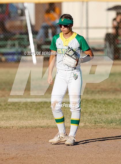 Thumbnail 3 in Highland @ Holtville (CIF Southern Regional D4 Final) photogallery.