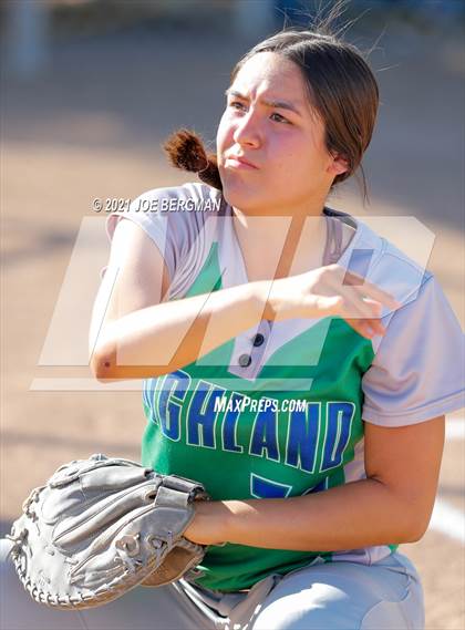 Thumbnail 1 in Highland @ Holtville (CIF Southern Regional D4 Final) photogallery.