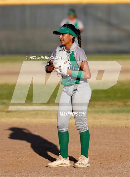 Thumbnail 1 in Highland @ Holtville (CIF Southern Regional D4 Final) photogallery.
