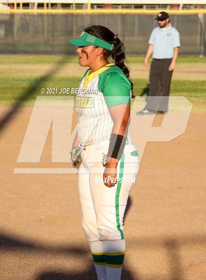 Thumbnail 1 in Highland @ Holtville (CIF Southern Regional D4 Final) photogallery.