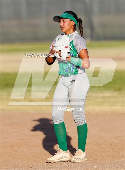 Thumbnail 1 in Highland @ Holtville (CIF Southern Regional D4 Final) photogallery.