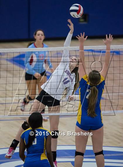 Thumbnail 2 in North Little Rock vs Southside (AAA 7A 2nd Round Playoff) photogallery.