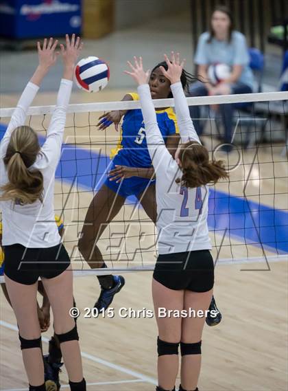 Thumbnail 3 in North Little Rock vs Southside (AAA 7A 2nd Round Playoff) photogallery.