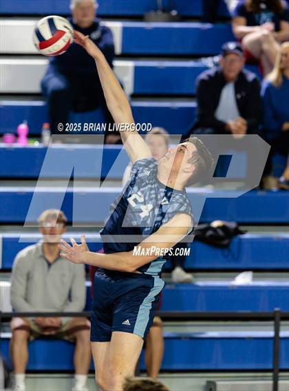Thumbnail 3 in Mountain Vista vs Valor Christian (CHSAA 5A Round 1) photogallery.