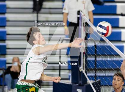 Thumbnail 3 in Mountain Vista vs Valor Christian (CHSAA 5A Round 1) photogallery.