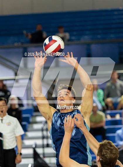 Thumbnail 3 in Mountain Vista vs Valor Christian (CHSAA 5A Round 1) photogallery.