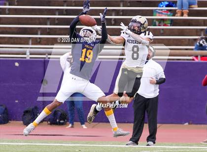 Thumbnail 3 in Nederland vs. Pine Tree (UIL 5A Division 2 Area Playoff) photogallery.