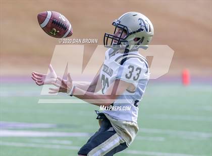 Thumbnail 1 in Nederland vs. Pine Tree (UIL 5A Division 2 Area Playoff) photogallery.
