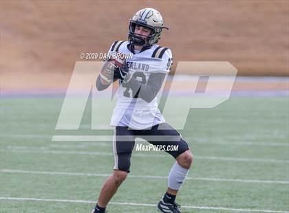 Thumbnail 3 in Nederland vs. Pine Tree (UIL 5A Division 2 Area Playoff) photogallery.