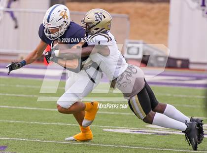 Thumbnail 3 in Nederland vs. Pine Tree (UIL 5A Division 2 Area Playoff) photogallery.