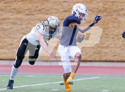 Thumbnail 2 in Nederland vs. Pine Tree (UIL 5A Division 2 Area Playoff) photogallery.