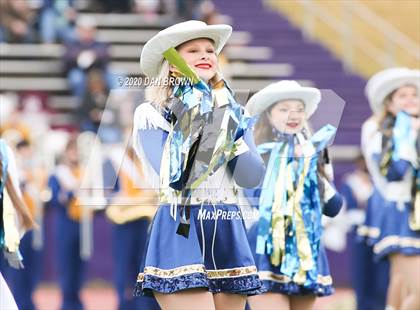 Thumbnail 1 in Nederland vs. Pine Tree (UIL 5A Division 2 Area Playoff) photogallery.