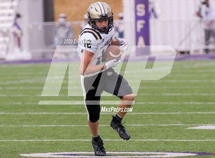 Thumbnail 1 in Nederland vs. Pine Tree (UIL 5A Division 2 Area Playoff) photogallery.