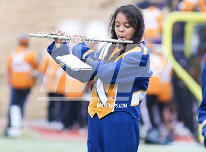 Thumbnail 2 in Nederland vs. Pine Tree (UIL 5A Division 2 Area Playoff) photogallery.