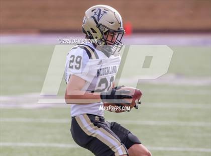Thumbnail 1 in Nederland vs. Pine Tree (UIL 5A Division 2 Area Playoff) photogallery.