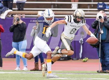 Thumbnail 1 in Nederland vs. Pine Tree (UIL 5A Division 2 Area Playoff) photogallery.