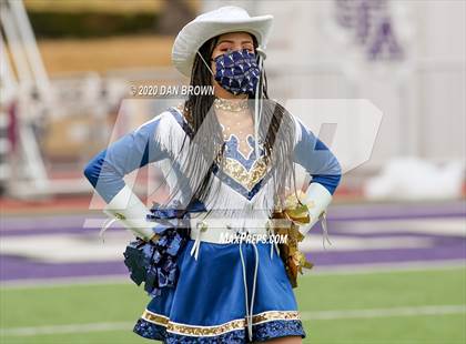 Thumbnail 1 in Nederland vs. Pine Tree (UIL 5A Division 2 Area Playoff) photogallery.