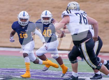 Thumbnail 3 in Nederland vs. Pine Tree (UIL 5A Division 2 Area Playoff) photogallery.