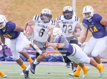 Thumbnail 1 in Nederland vs. Pine Tree (UIL 5A Division 2 Area Playoff) photogallery.