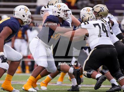 Thumbnail 2 in Nederland vs. Pine Tree (UIL 5A Division 2 Area Playoff) photogallery.