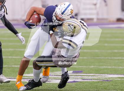 Thumbnail 3 in Nederland vs. Pine Tree (UIL 5A Division 2 Area Playoff) photogallery.